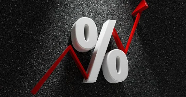Azərbaycanda kredit kartları üzrə faizlər 27% ə çatıb Avtomobil kreditləri də bahalaşıb