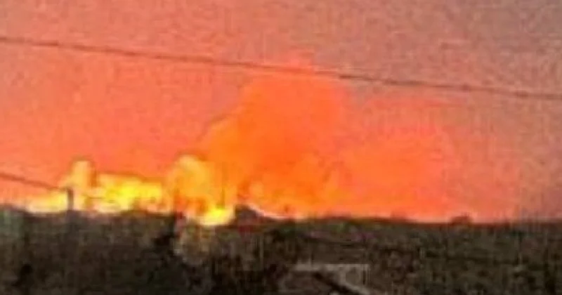 Дроны разносят арсенал в Хрустальном. Cклад боеприпасов детонирует больше часа фото; видео