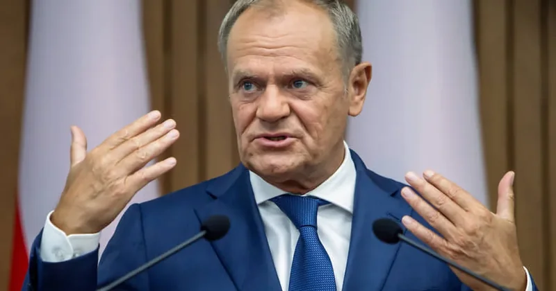 Туск назвал предварительную дату переговоров России, Украины и США в Абу Даби