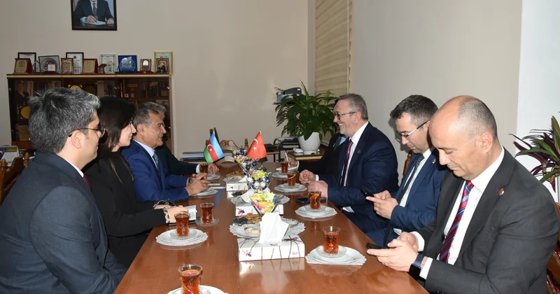 Türkiyənin mədəniyyət və turizm nazirinin müavini Coşqun Yılmaz Milli Kitabxananı ziyarət edib