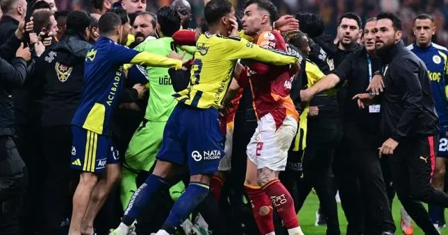 “Qalatasaray”ın meydanında dava düşdü