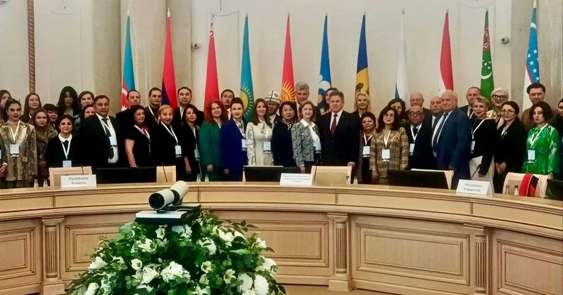 Азербайджанский музей ковра принял участие в международной конференции в Беларуси (ФОТО)