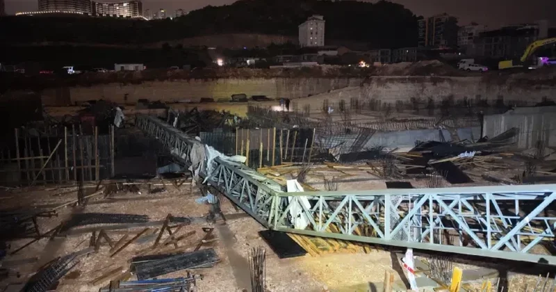 Antalyada burulğan nəticəsində 4 nəfər ölüb FOTO