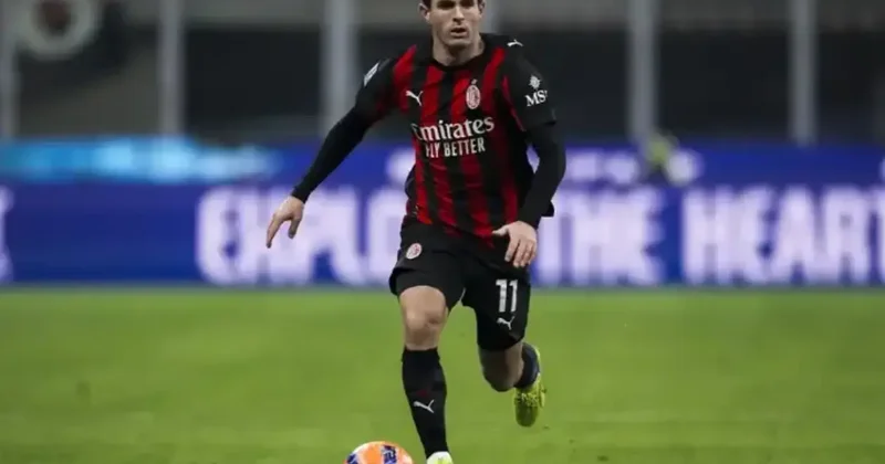 Milan amerikalı hücumçu ilə müqavilənin müddətini uzadır