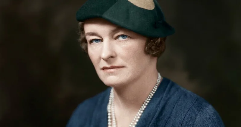 Evlilik başlanğıcı və sonu möhtəşəm, lakin ortası cəhənnəmdir... Enid Baqnolddan sitatlar