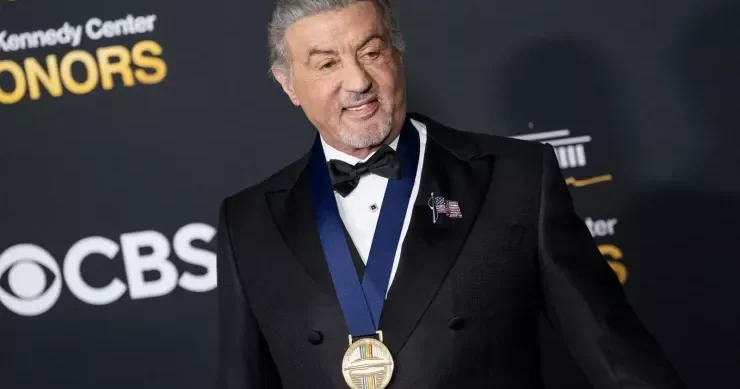 Stallone Şvartseneggerlə 20 illik düşmənçiliyindən danışdı