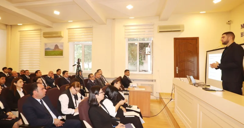 Qazaxda icra nümayəndələri üçün kibermaarifləndirmə və süni intellekt təlimi keçirilib