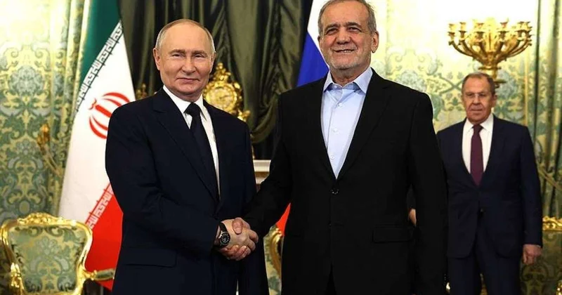 Putin İran Prezidenti ilə bölgədəki vəziyyəti müzakirə etdi