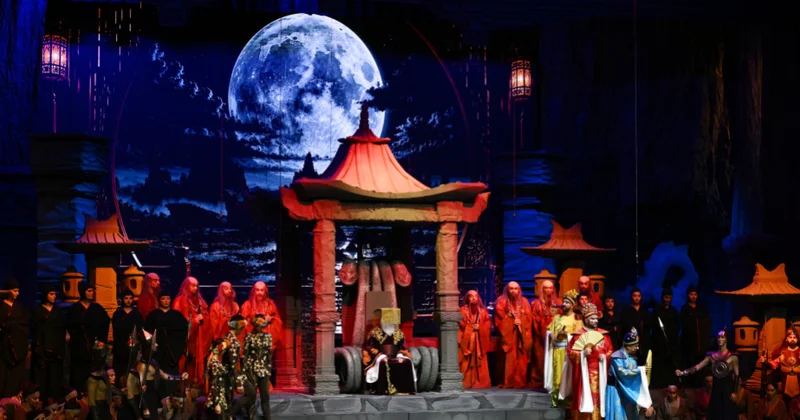 Rejissor Mikayıl Mikayılov: “Turandot” bütöv bir kainatdır MÜSAHİBƏ