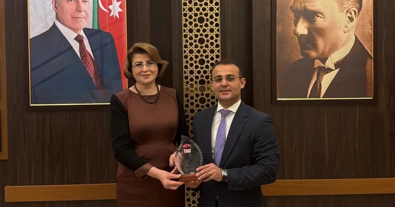 Oksford Universitetinin məzunu tələbələrə seminar keçib