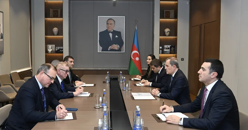 Ceyhun Bayramov Aleksandr Zuyev ilə görüşdü