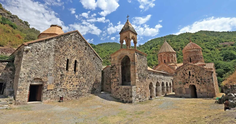 Tarixçi alim: Alban abidələrinin tarixi izləri işğal dövründə təhrif edilib