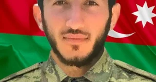 Əbədiyyət ömürlü Bəhruz FOTO