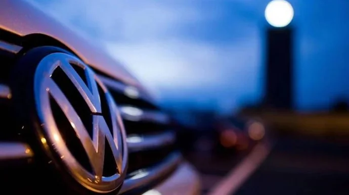 Volkswagen öz zavodunu satdı