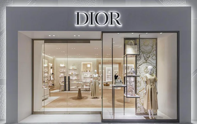 “Christian Dior” Azərbaycandakı şirkətini ləğv etsdi