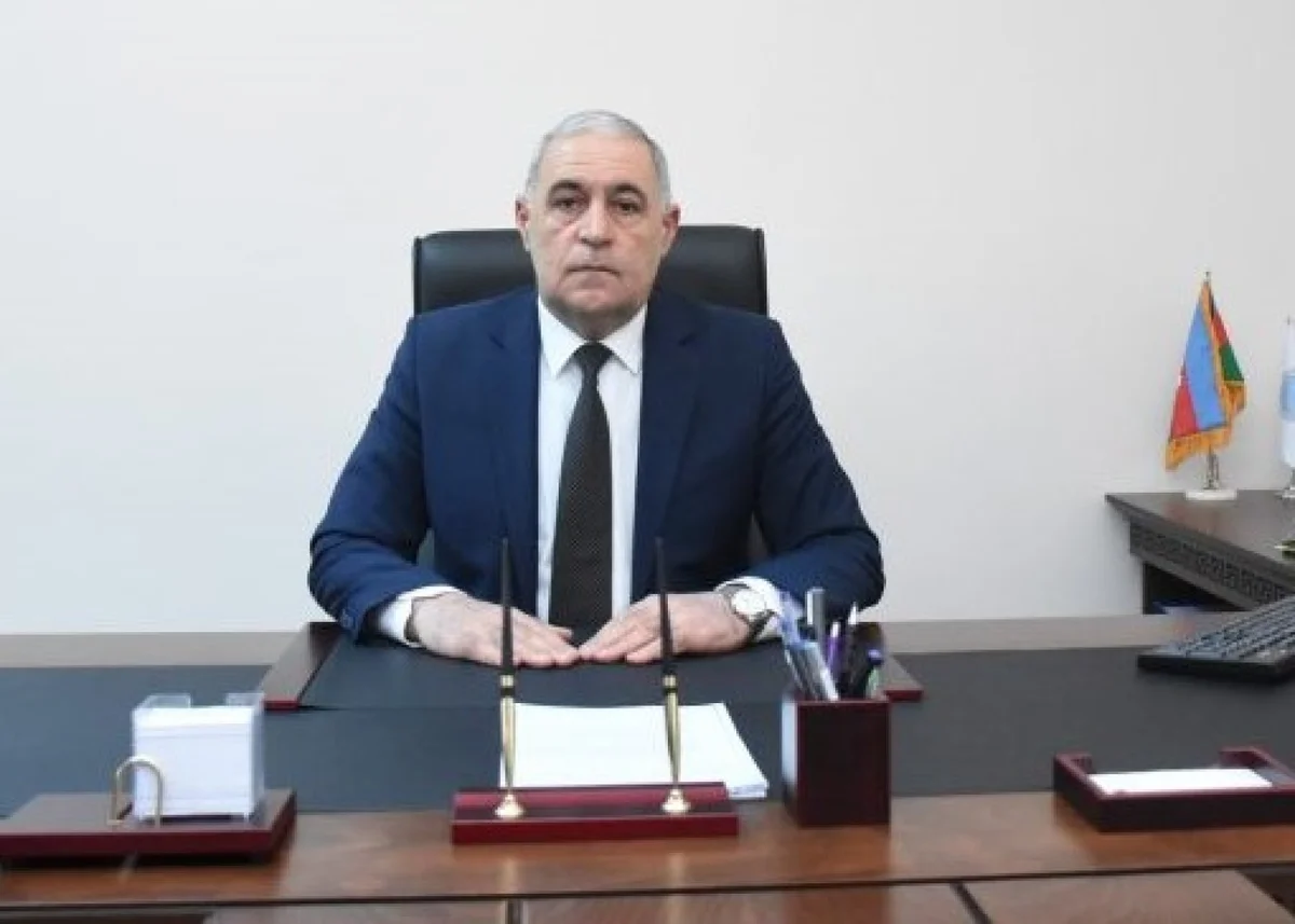 Deputat seçilən rektor vəzifəsindən azad edildi