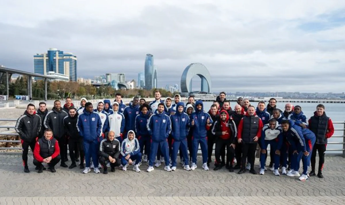 Lionun futbolçuları Bakıda gəzintiyə çıxdılar