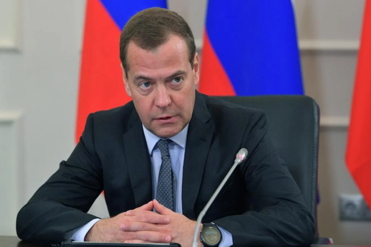 Medvedev: Yaxın Şərqdə münaqişə ABŞyə görə davam edir