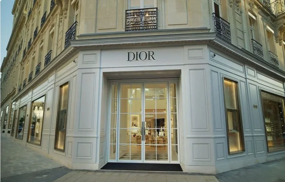 “Christian Dior Azərbaycanda 4,3 mln. avroluq şirkətini ləğv edib