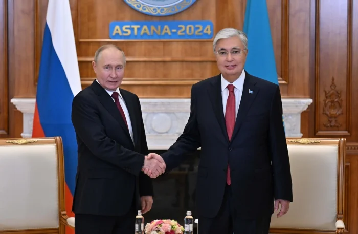 Tokayev Putinə Astana səfərinə görə təşəkkür edib