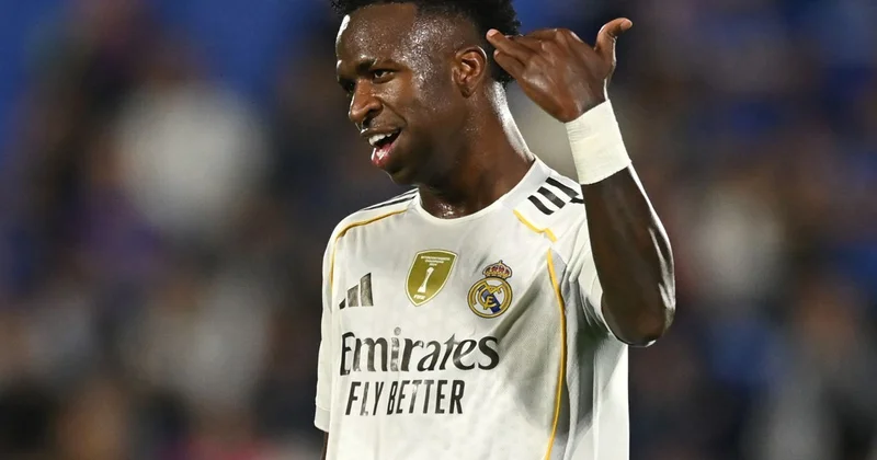 Vinisius Juniorn iki müştərisi var