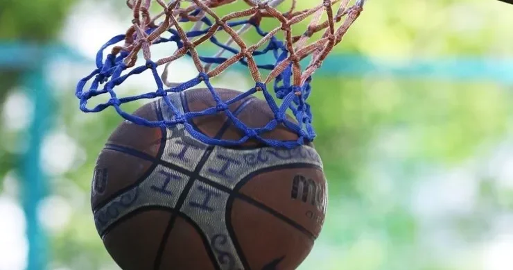 20 yaşlı basketbolçu oyun zamanı aldığı zədələrdən öldü