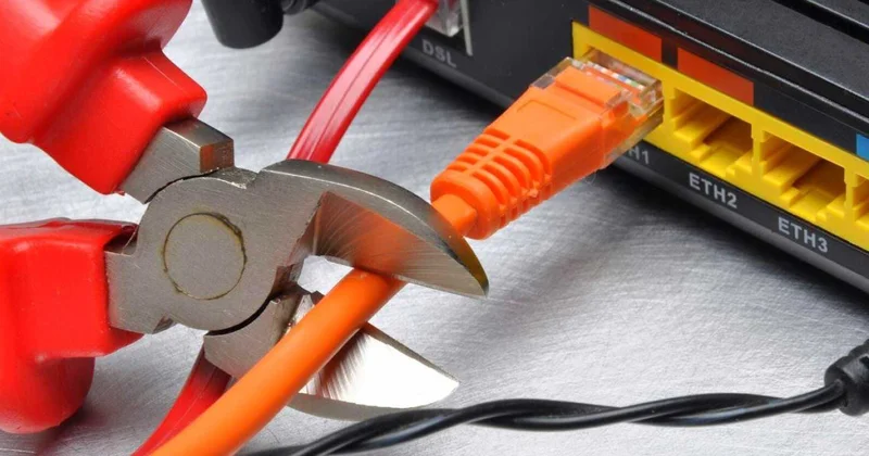 Интернет в Москве начали отключать Minval Politika