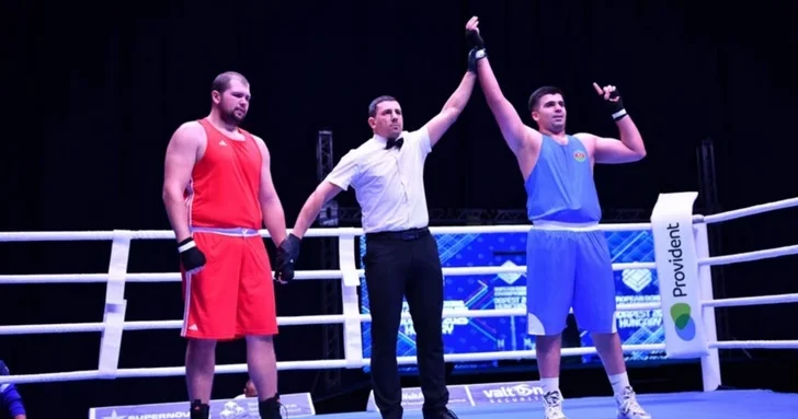 Три азербайджанских боксера вышли в полуфинал чемпионата Европы
