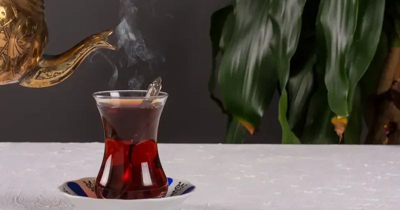 Səhərlər yeməyə başlamamış çay içənlərə XƏBƏRDARLIQ