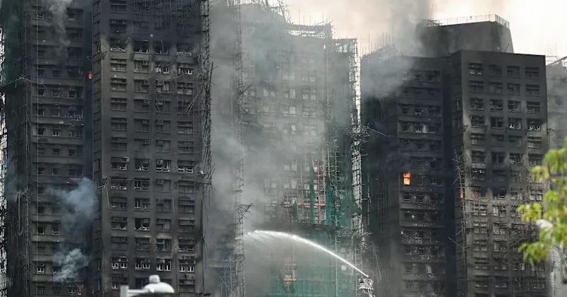 Böyük yanğında növbəti gün... FOTOlar