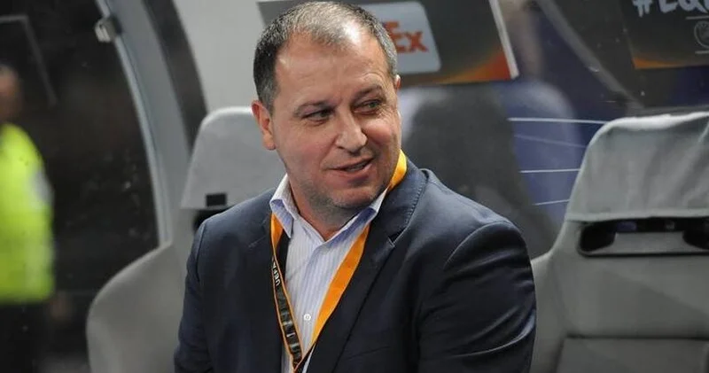 “Neftçi”nin yeni baş məşqçisi yanvarda gələcək