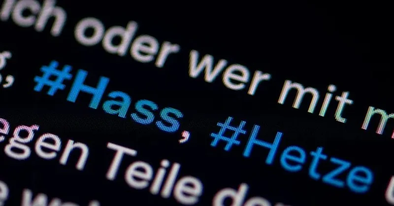 Almaniyada internet istifadəçilərinin üçdə biri nifrət məzmunlu paylaşımlarla qarşılaşır