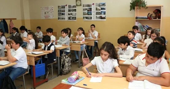 Ermənistan məktəblərində Azərbaycan dili niyə tədirs edilir?
