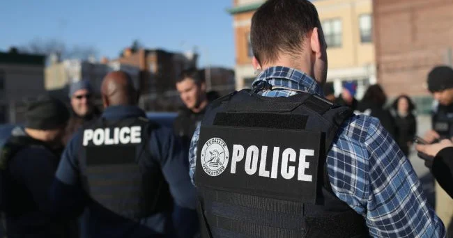 FTB Vaşinqtonda əsgərlərə atəş açan şəxsin Əfqanıstan vətəndaşı olduğunu müəyyən edib