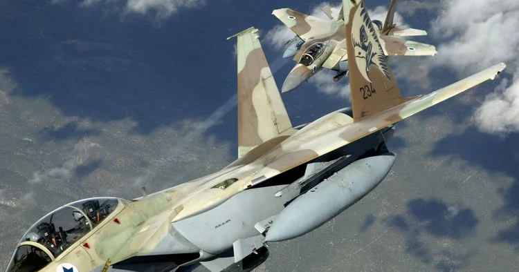 İsrail Cənubi Livanda “Hizbullah“ın obyektlərinə silsilə zərbələr endirib