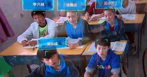 Китай внедряет ИИ для контроля поведения школьников