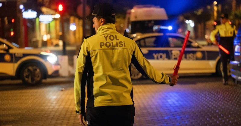 Yol polisi sürücü və piyadalarla profilaktik işləri genişləndirib VİDEO