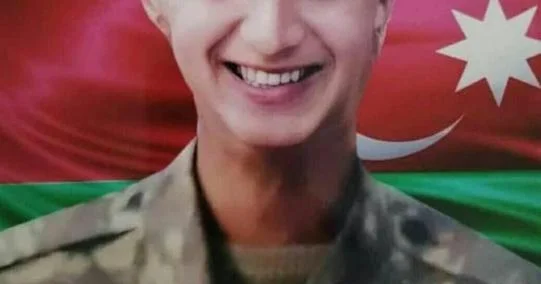 Və sonra tarix qapını döydü...