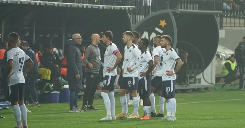 “Neftçi”ni məğlub edənlərə pul paylandı İdmanXəbər