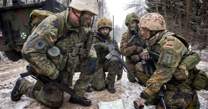 WSJ: “Almaniya Rusiya ilə böyük müharibəyə hazırlaşır”