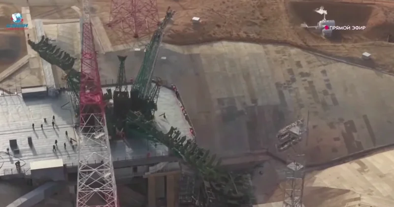 Boykonur kosmodromunda buraxılış platforması çöküb