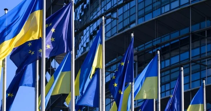 401 голос за : Европарламент принял резолюцию по Украине