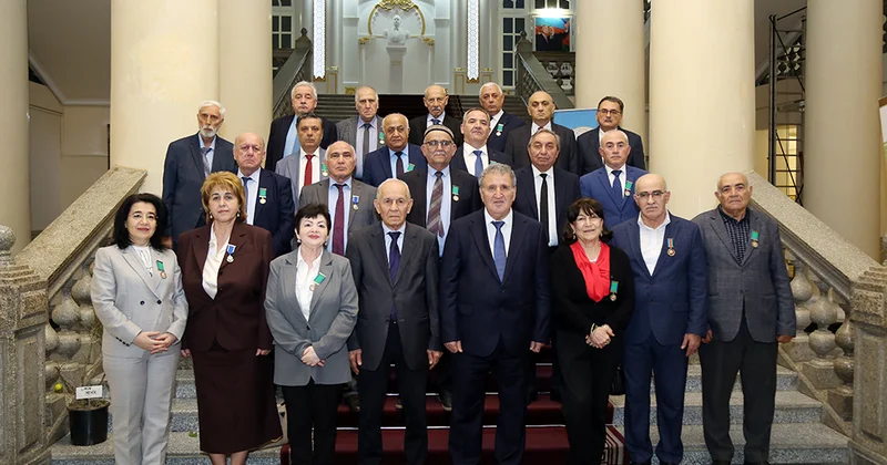 AMEA nın genişləndirilmiş iclası