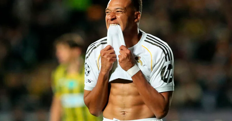 Həftənin ən yaxşı oyunçusu seçildi