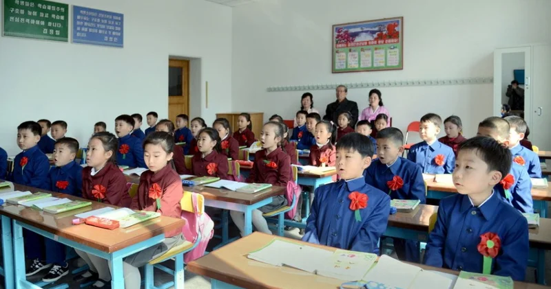 В Северной Корее школьников обязали учить русский язык Minval Politika