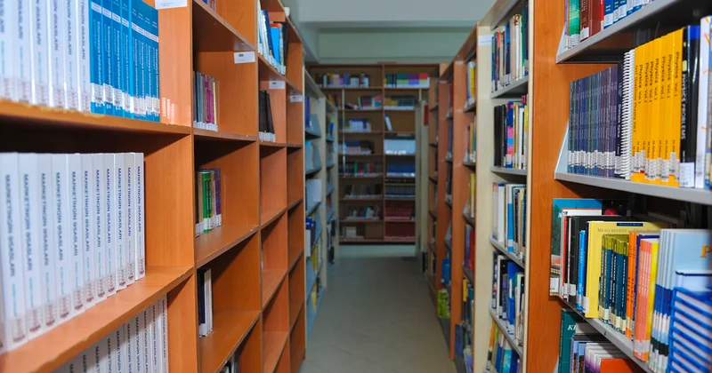 Kitabxanalardan istifadə ödənişli olub?