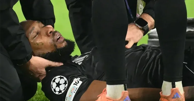 Napoli Qarabağ matçında zədələnmiş Medinanın DURUMU