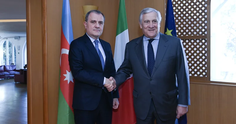 Обсуждены азербайджано итальянские отношения