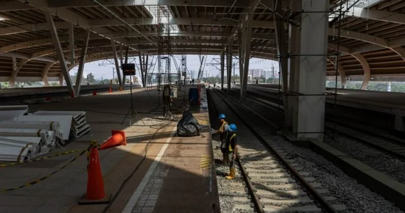 Çində dəmir yolu xəttində qəza: 11 nəfər ölüb