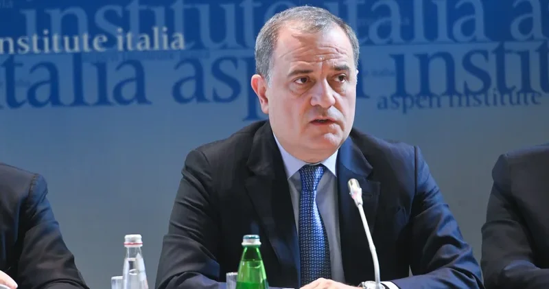 Ceyhun Bayramov “Aspen Institute Italia”da təşkil olunan dəyirmi masada iştirak edib